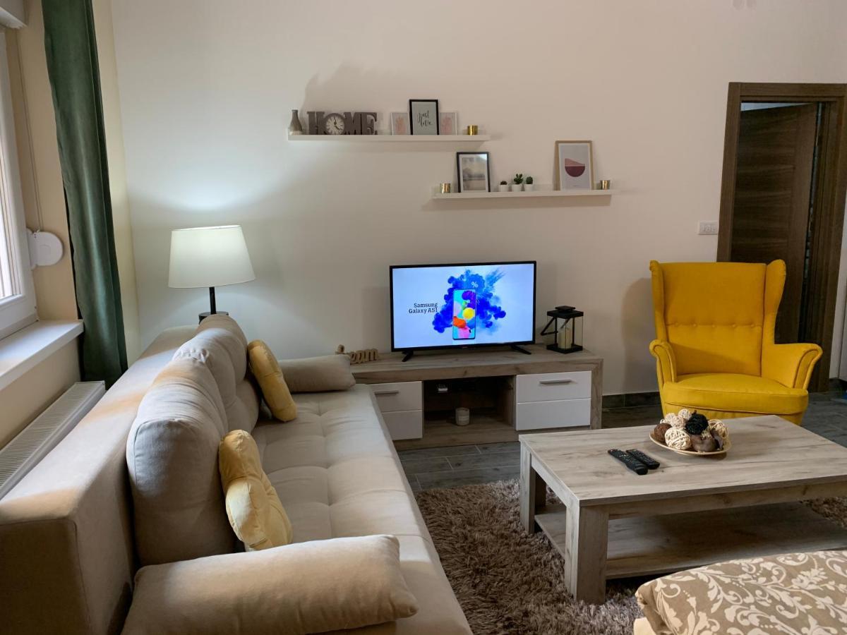 Apartman Hana Sombor Bagian luar foto